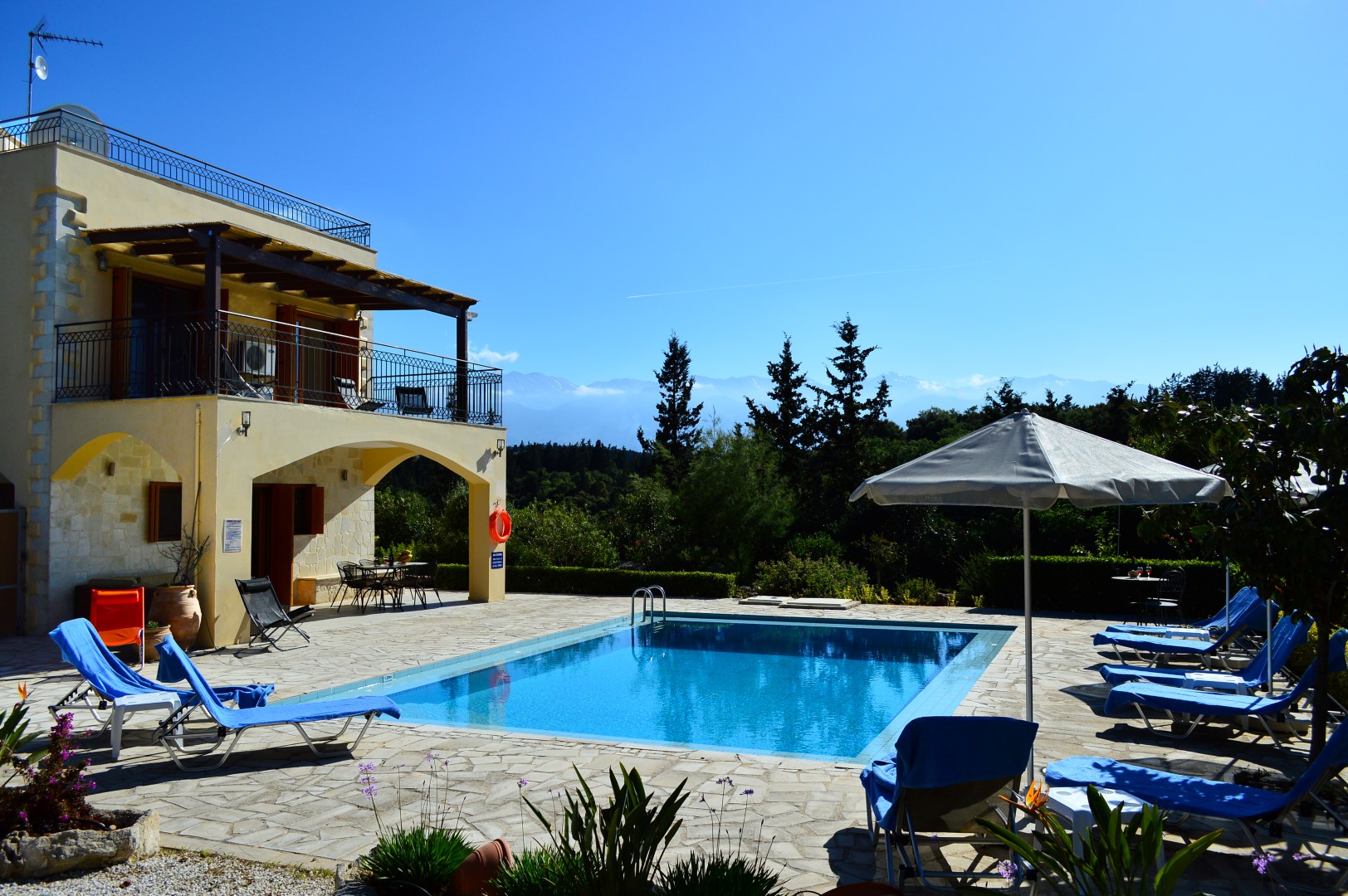 Villas in Gavalochori - Villa Kournedes - Crete Escapes